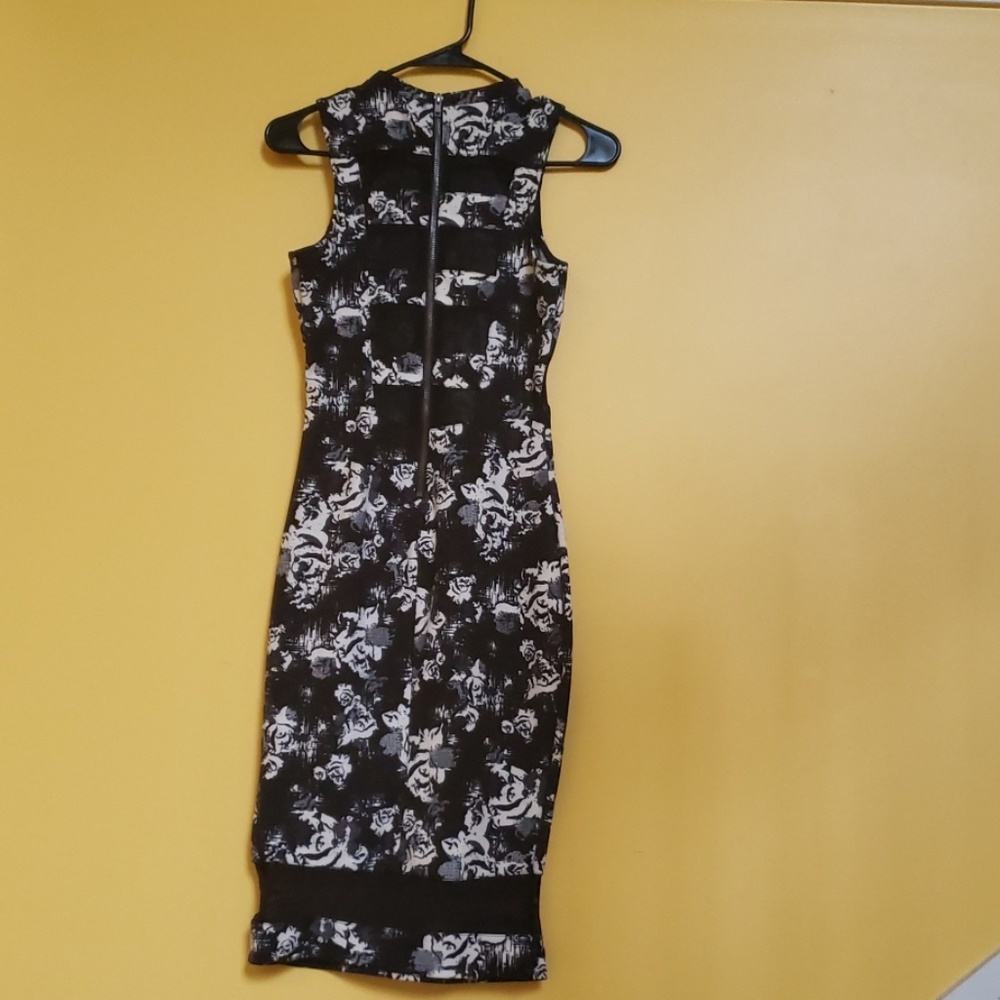 Material Girl - Picture 2 of 10